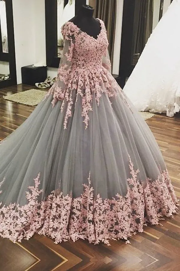 Ball Gown Chapel Train V Neck Long Sleeve Layers Tulle Appliques Prom Dresses