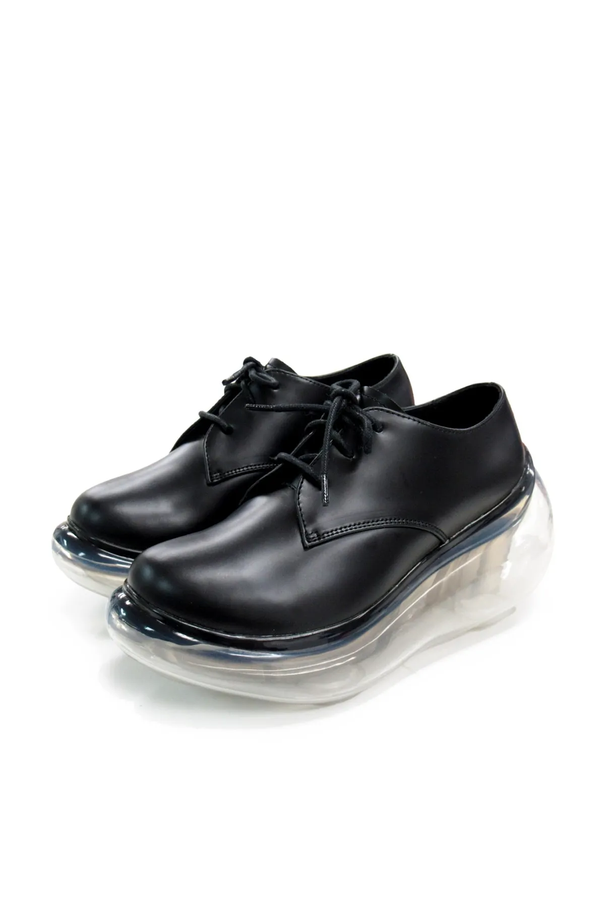 Classic Shoes / Clear Black