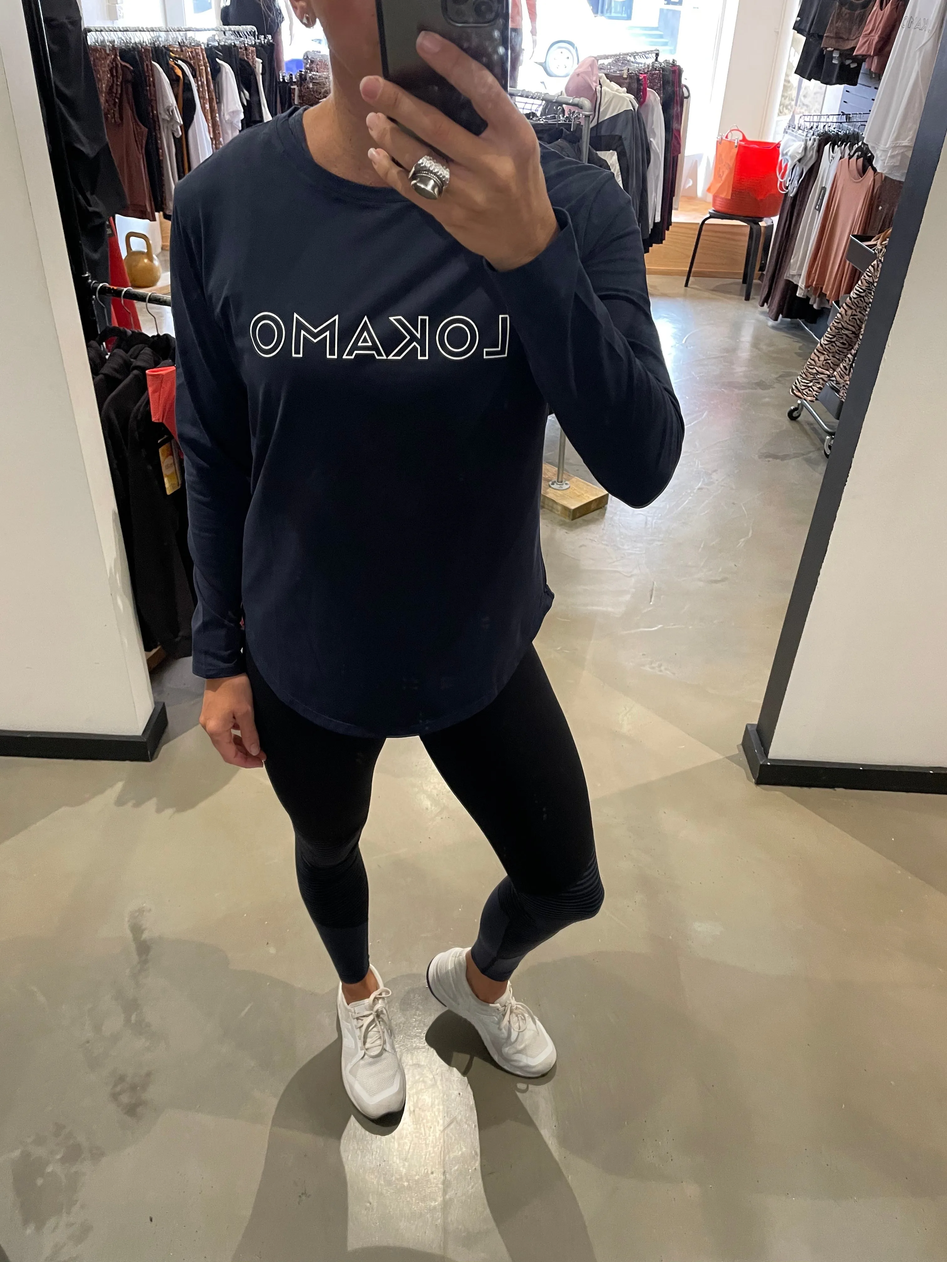 Lokamo Navy Longsleeve