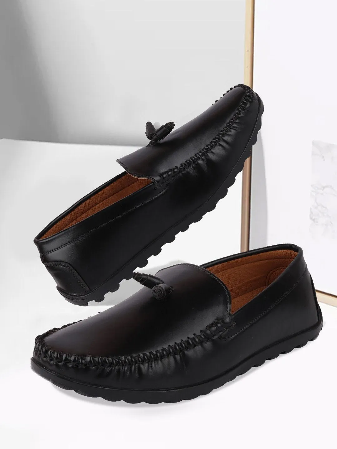 Men Black Casual Slip-On Loafers