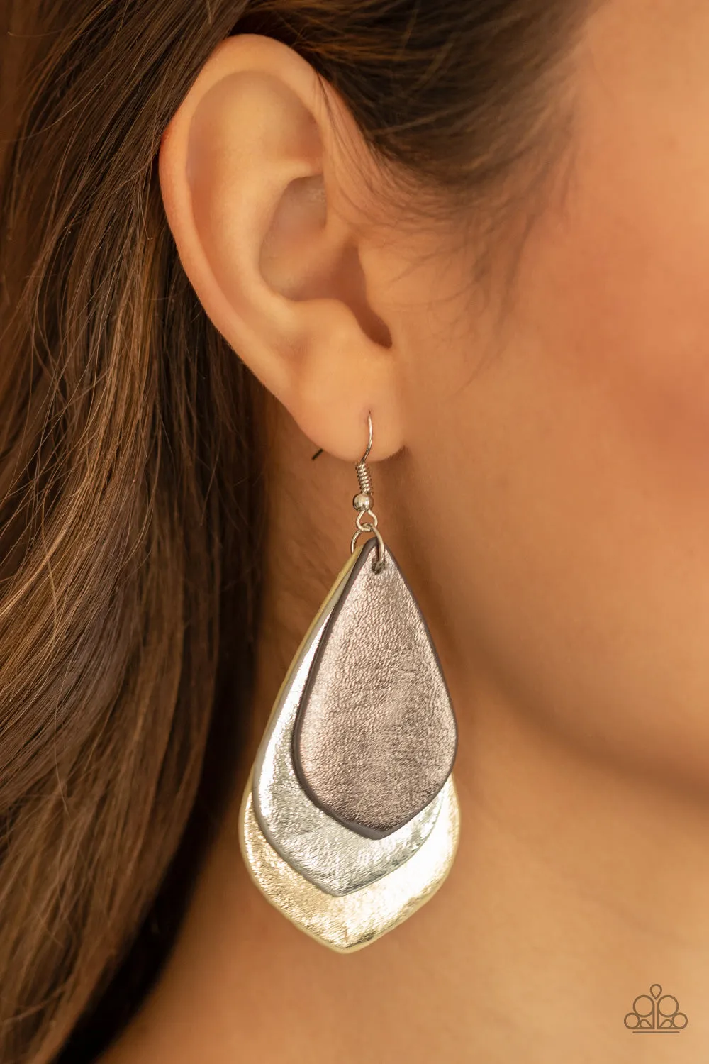 Paparazzi Accessories - GLISTEN Up! - Silver Earrings