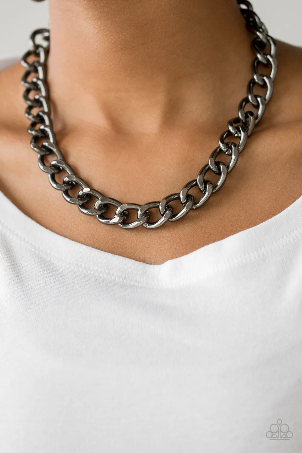 Paparazzi Accessories - Heavyweight Champion - Black Necklace