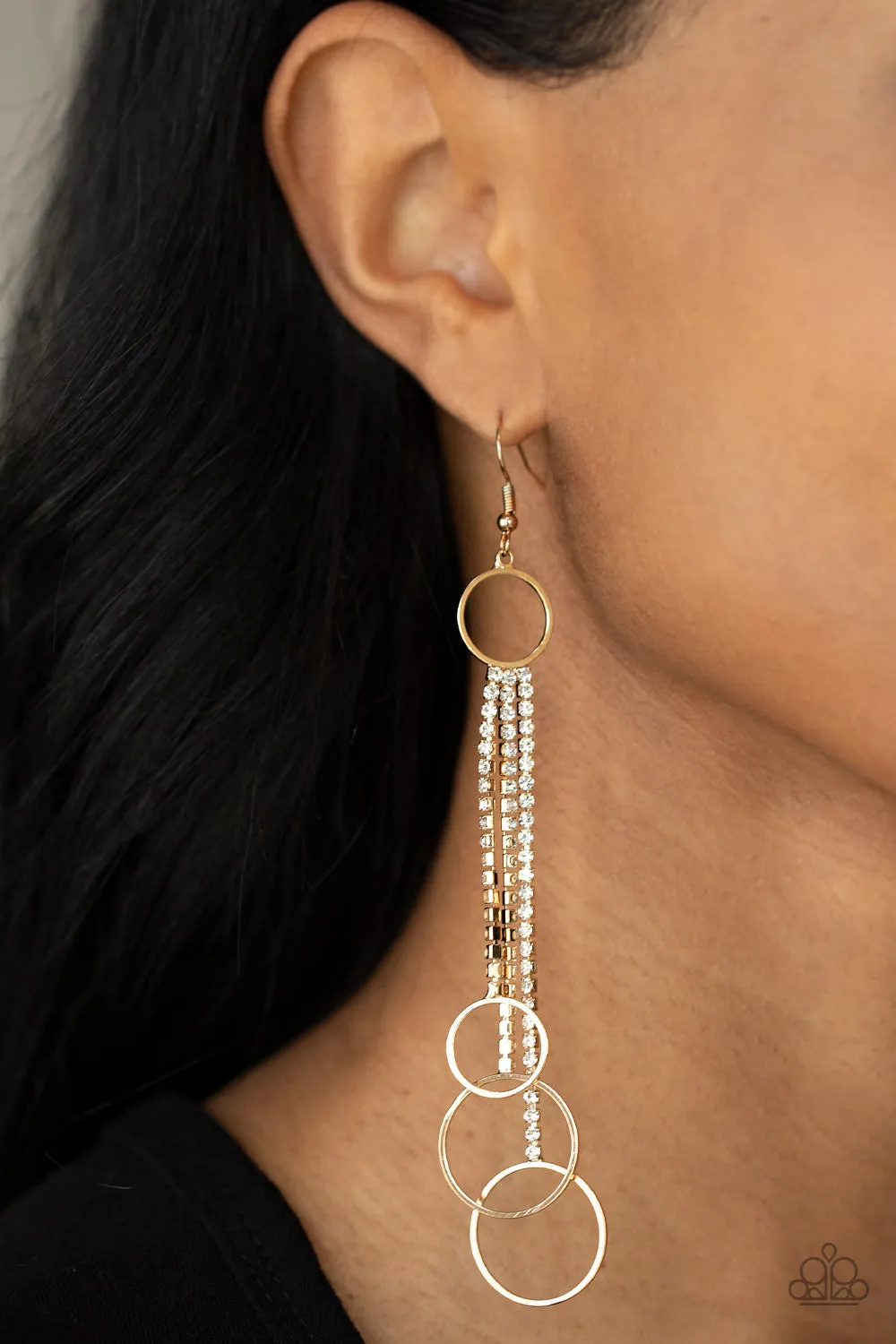 Paparazzi Demurely Dazzling - Gold Dainty Earrings