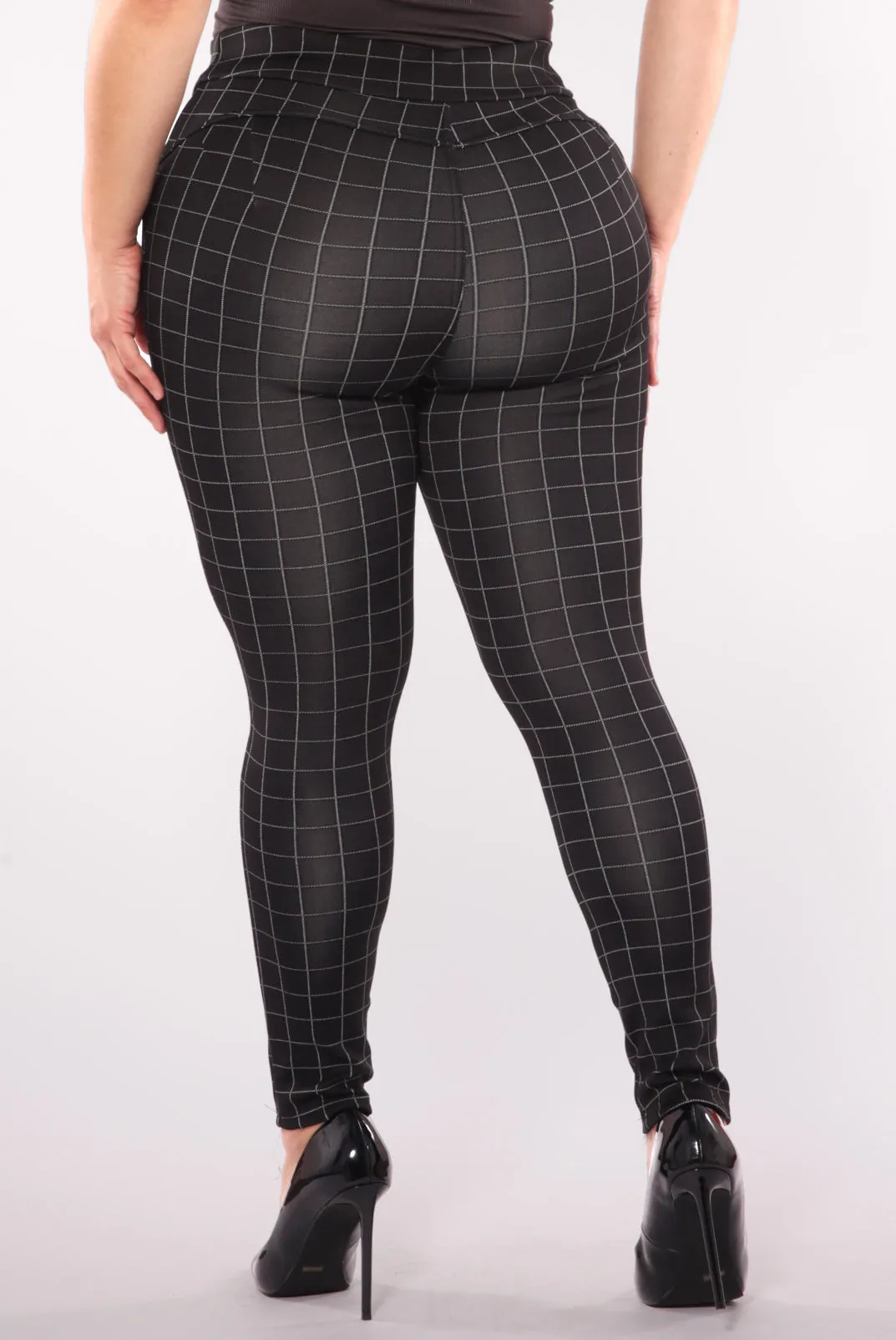 Plus Size Tummy Control Sculpting Treggings - Black & White Plaid