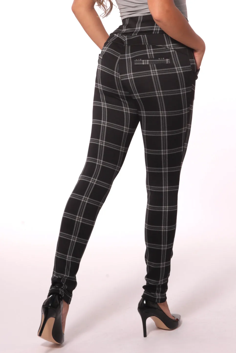 Sculpting Treggings With Waist Button Detail - Black & White Plaid