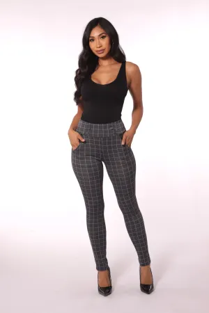 Sculpting Treggings With Waist Button Detail - Gray & White Plaid