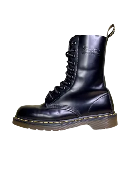 Size 37 - Dr Martens 1490 Smooth